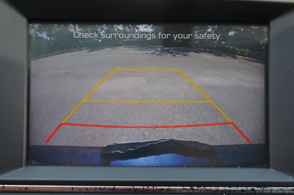 Photo 27 of this HYUNDAI ELANTRA SE