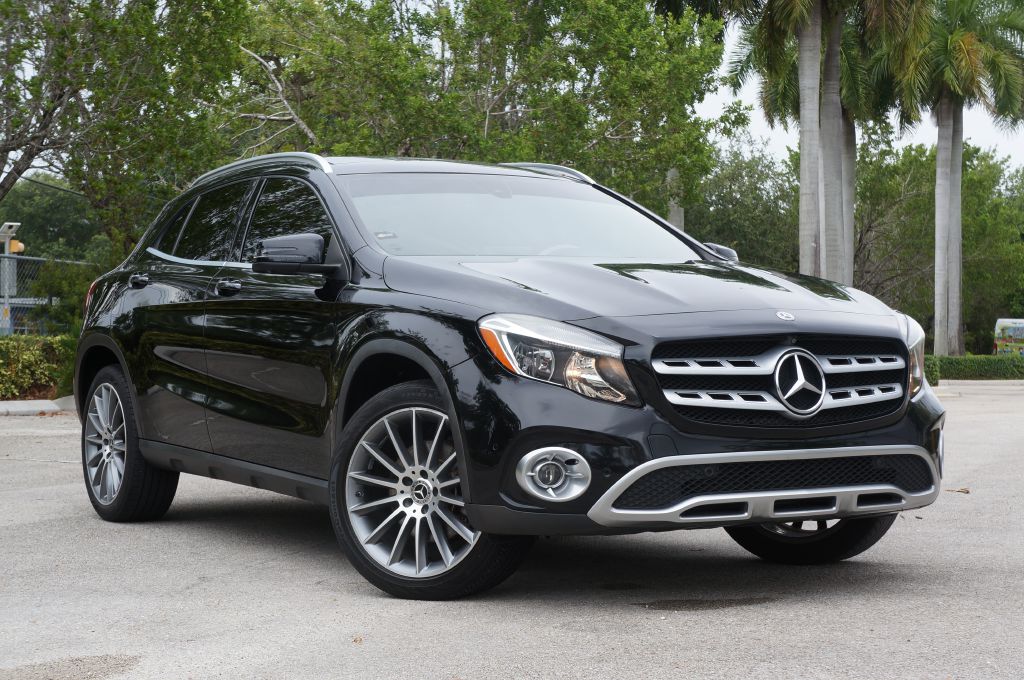 Photo 4 of this MERCEDES-BENZ GLA 250