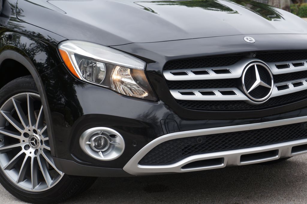 Photo 13 of this MERCEDES-BENZ GLA 250