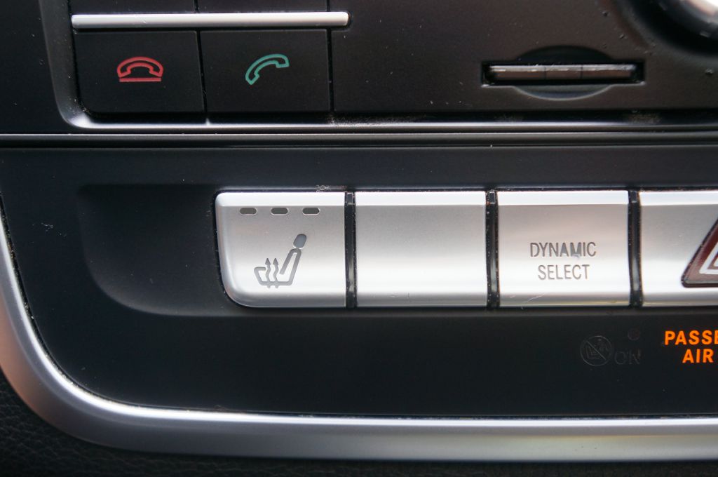 Photo 35 of this MERCEDES-BENZ GLA 250