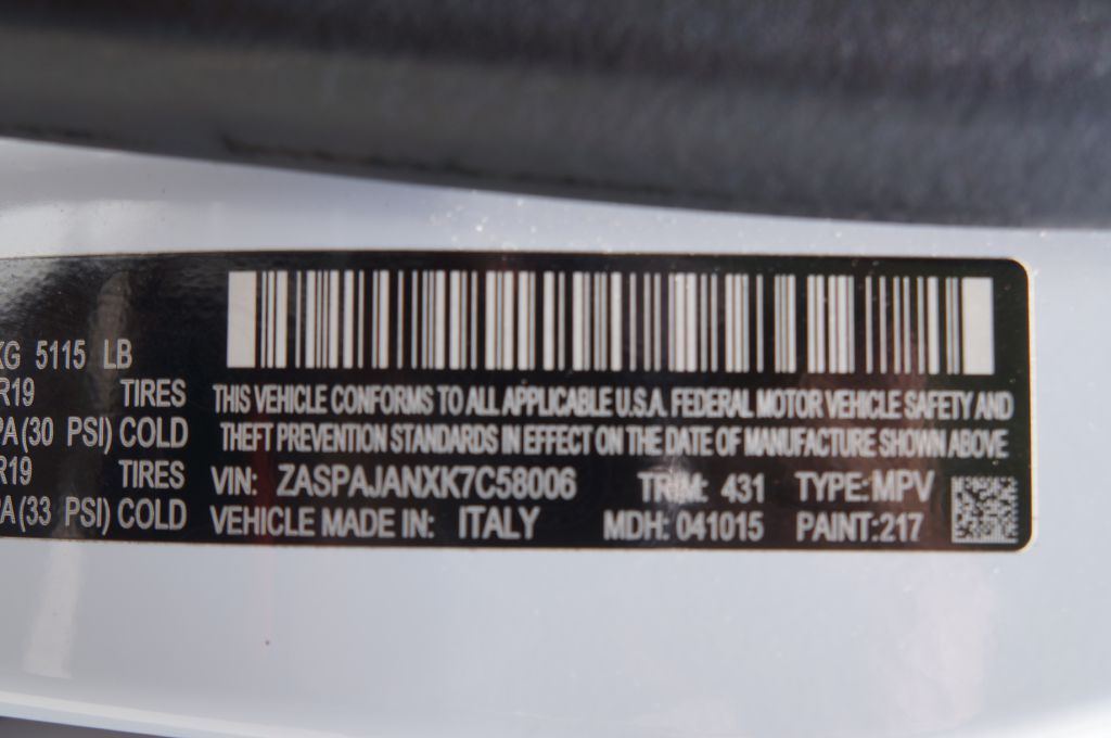 Photo 39 of this ALFA ROMEO STELVIO