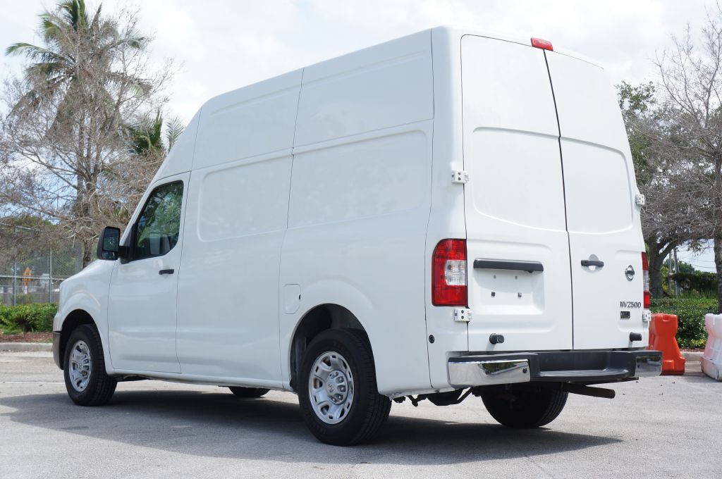 Photo 8 of this NISSAN NV 2500 S HD HR