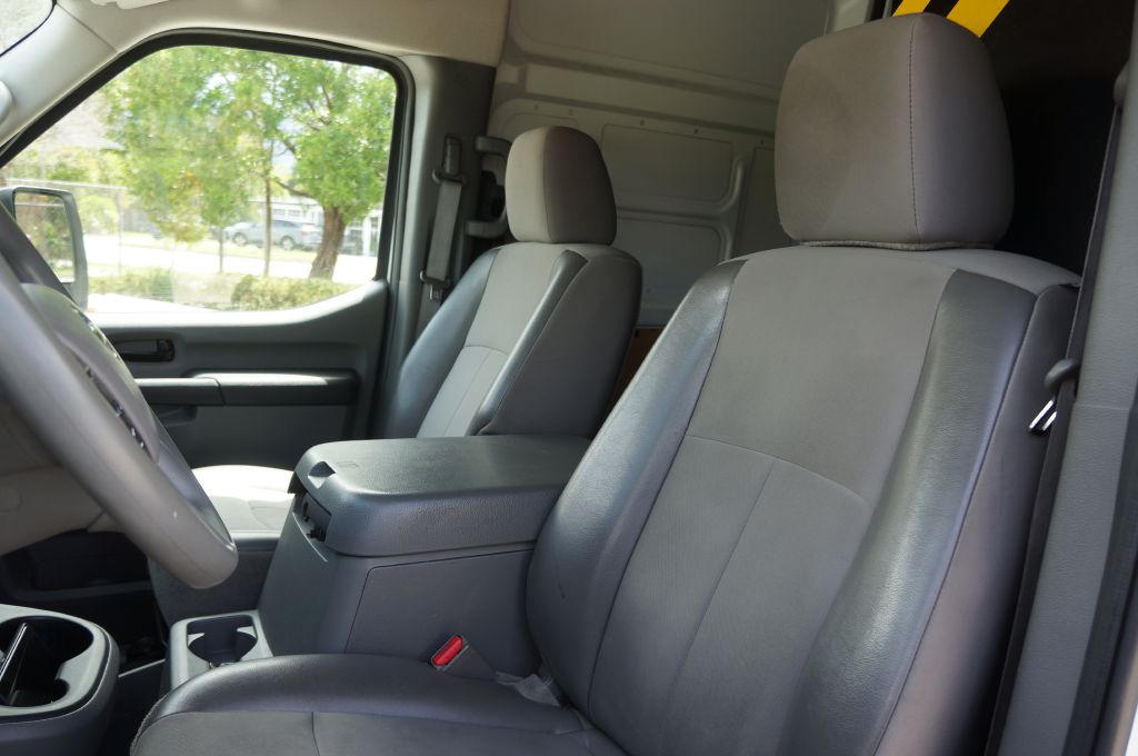 Photo 26 of this NISSAN NV 2500 S HD HR