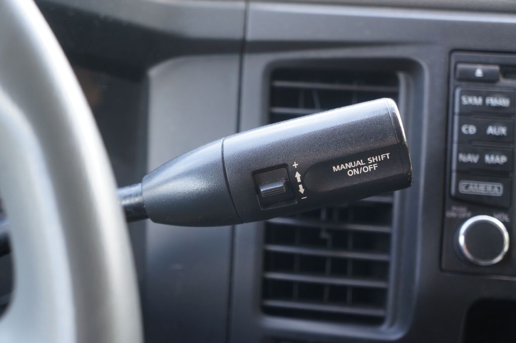 Photo 37 of this NISSAN NV 2500 S HD HR