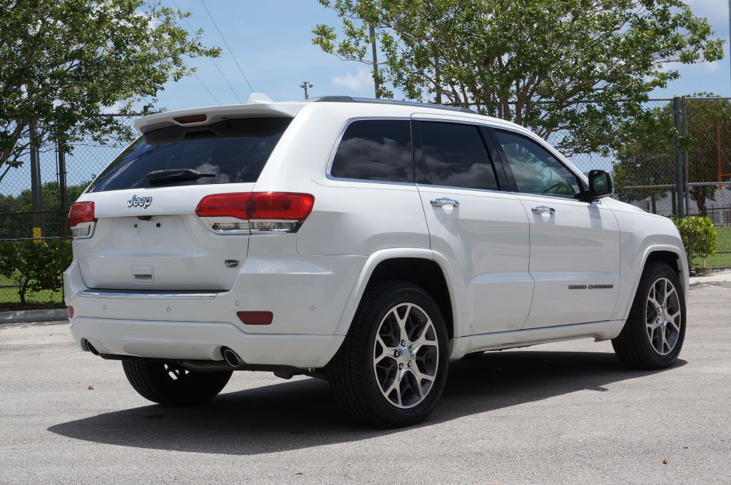 Photo 10 of this JEEP GRAND CHEROKEE