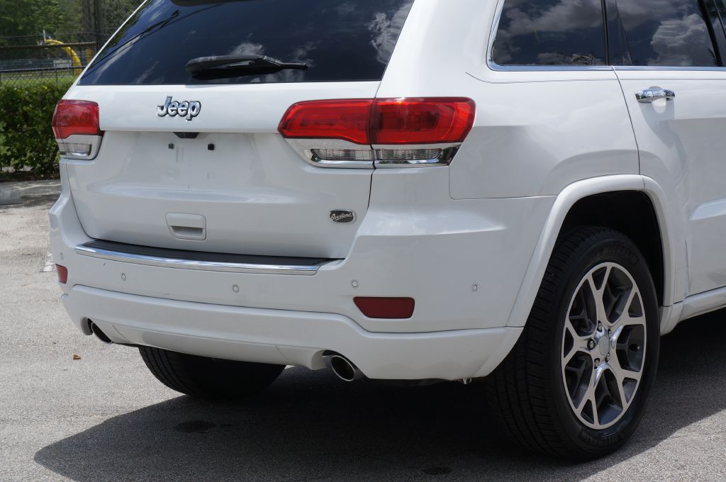 Photo 14 of this JEEP GRAND CHEROKEE