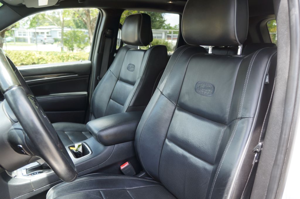 Photo 23 of this JEEP GRAND CHEROKEE