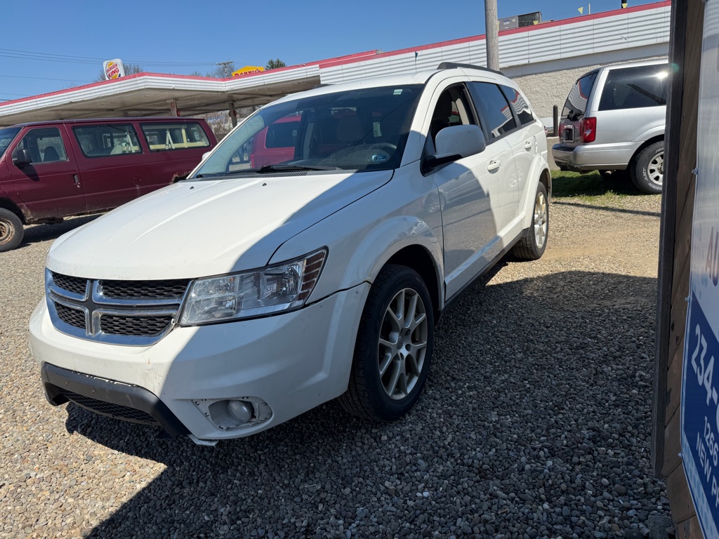 Additional photo of vehicle.