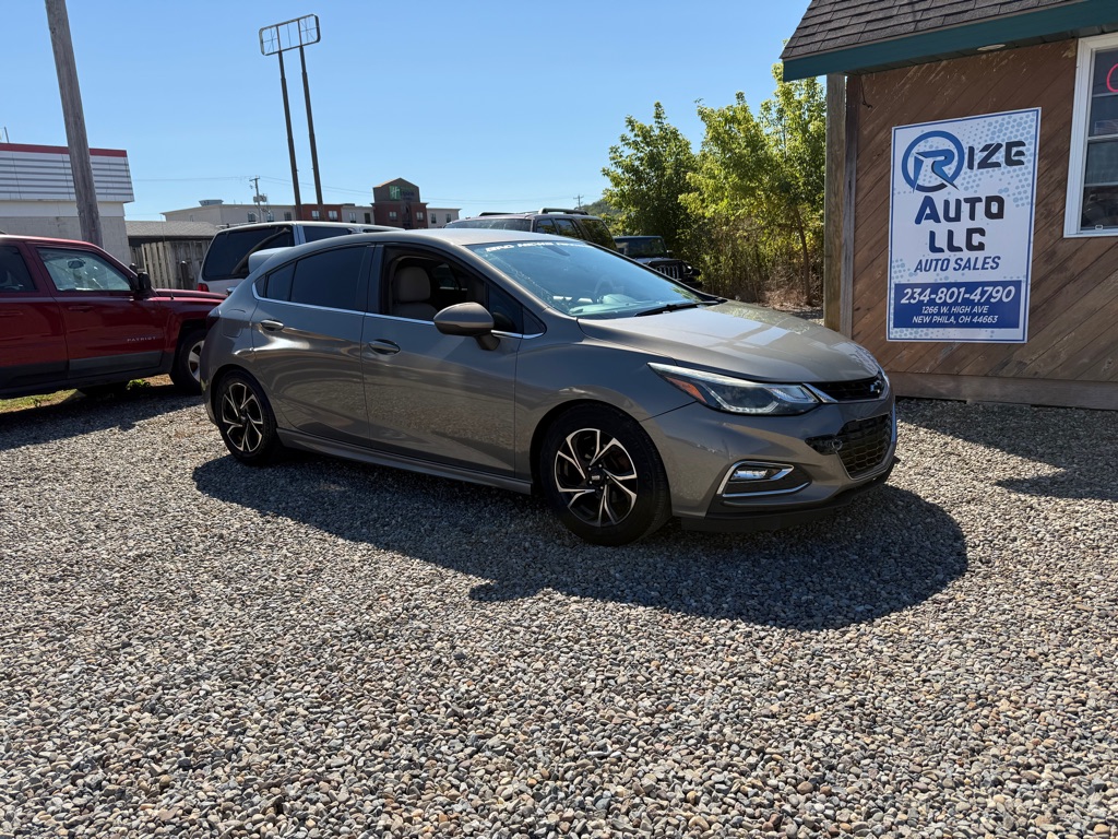 Photo of 2017 CHEVROLET CRUZE