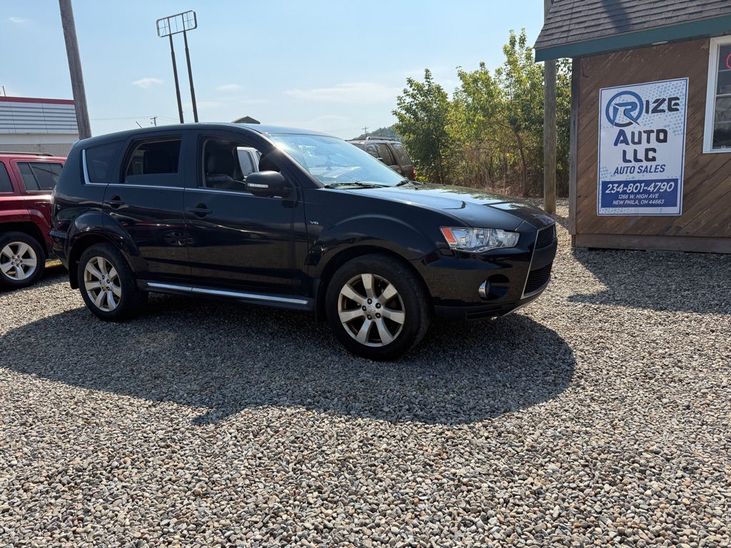 2011 Mitsubishi Outlander GT 4WD's photo