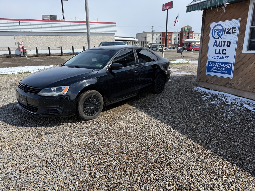 2011 Volkswagen Jetta SEL 6AT's photo