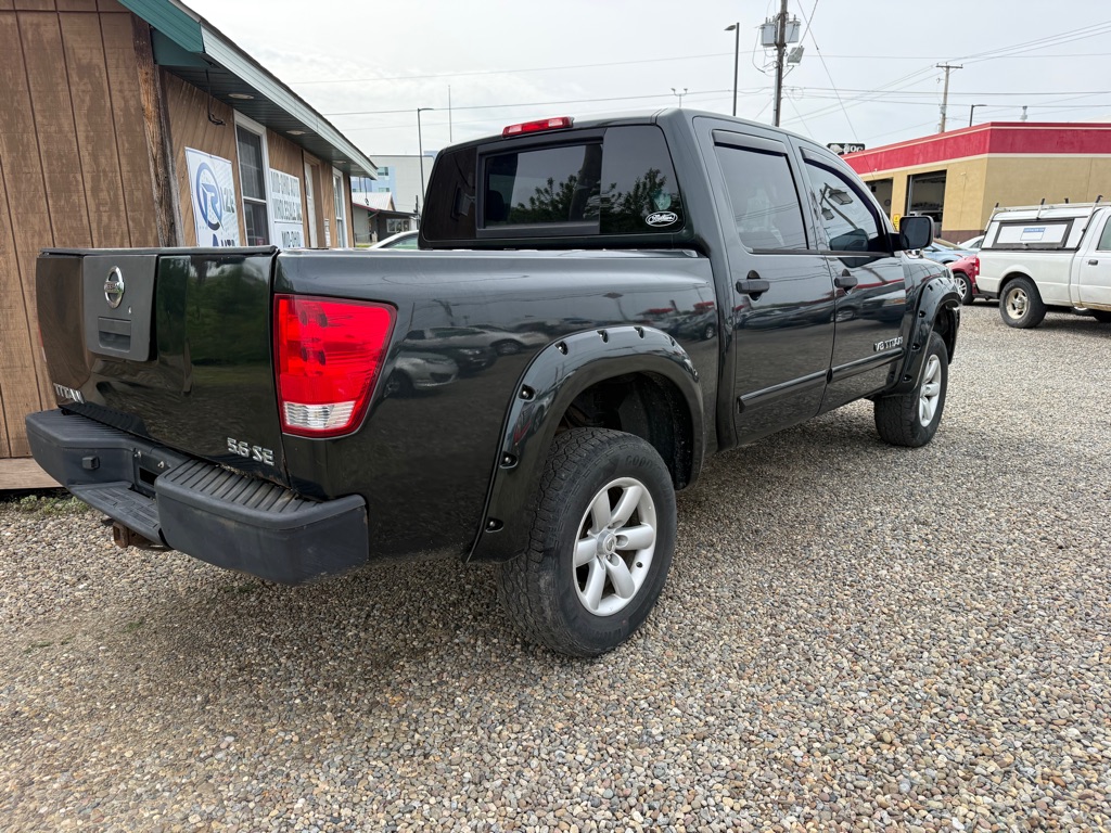 Additional photo of vehicle.