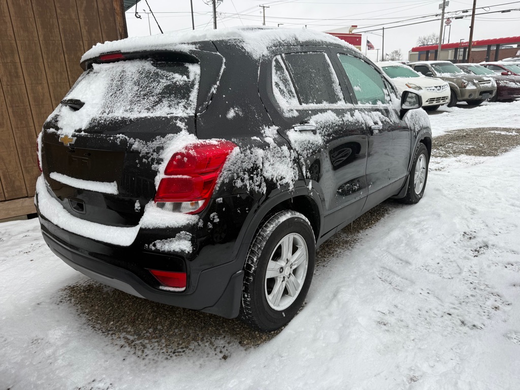 Additional photo of vehicle.