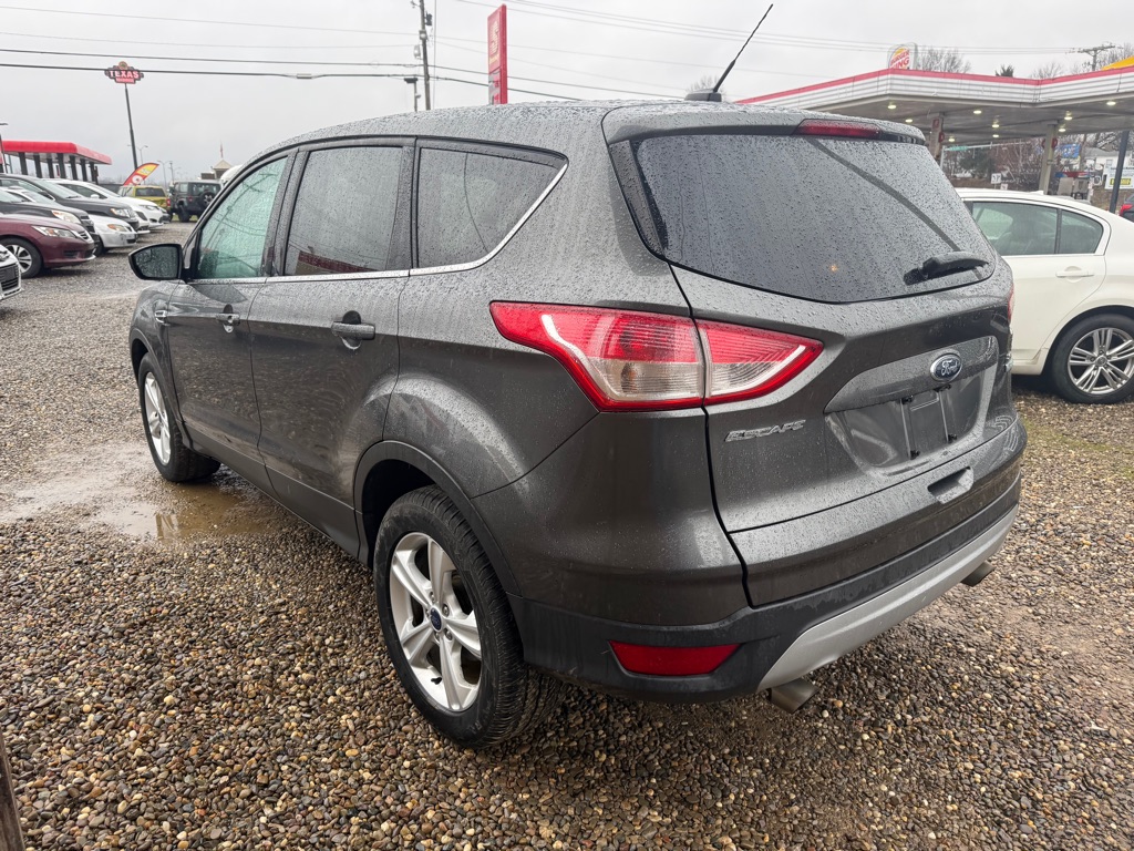 Additional photo of vehicle.