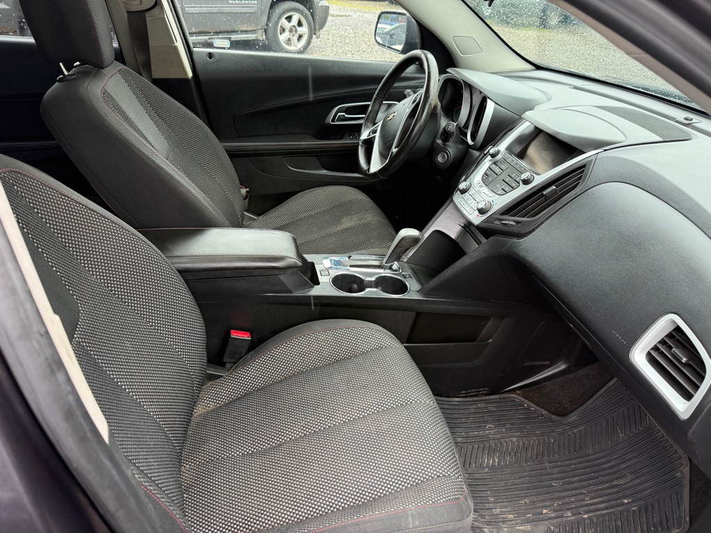Additional photo of vehicle.