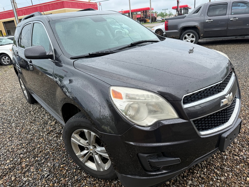 Additional photo of vehicle.