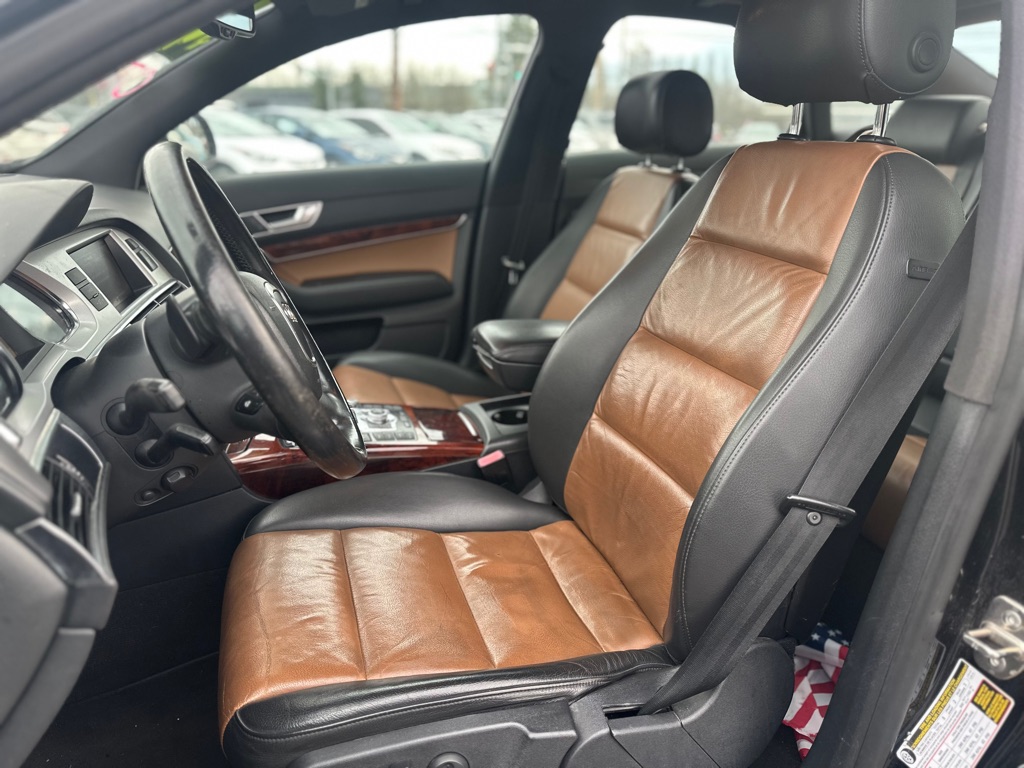 Photo 12 of this AUDI A6