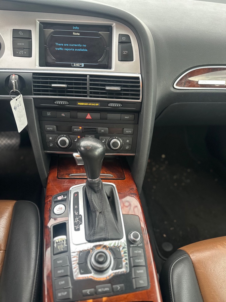 Photo 16 of this AUDI A6