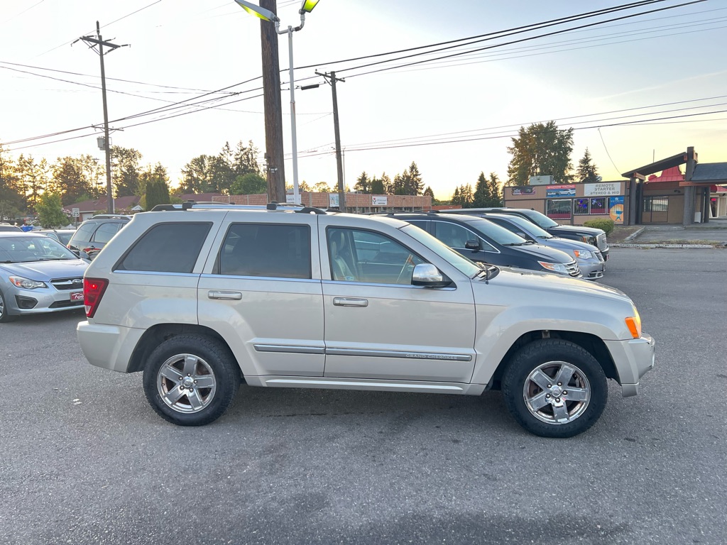 Photo 7 of this JEEP GRAND CHEROKEE