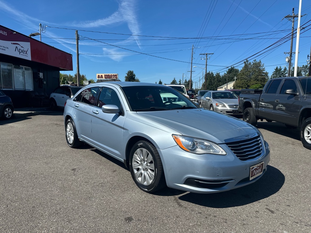 Photo 3 of this CHRYSLER 200