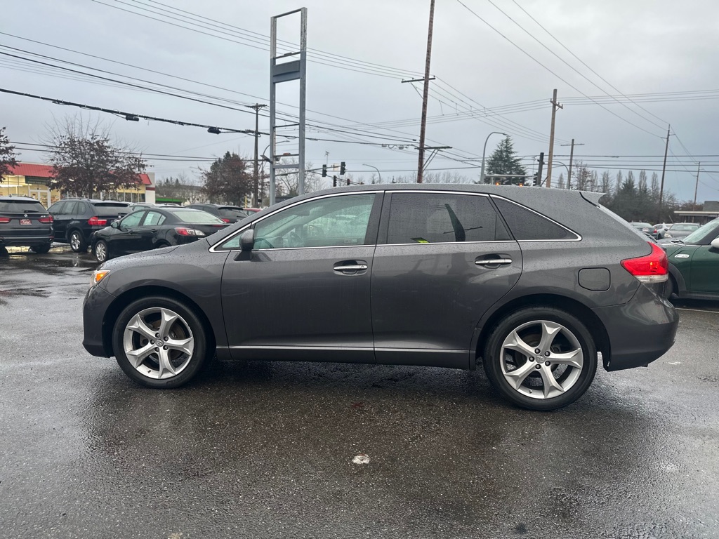 Photo 9 of this TOYOTA VENZA