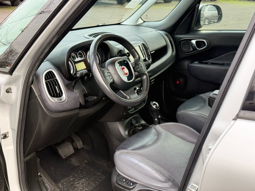Photo 10 of this FIAT 500L
