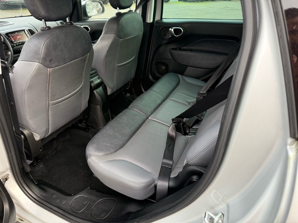 Photo 14 of this FIAT 500L