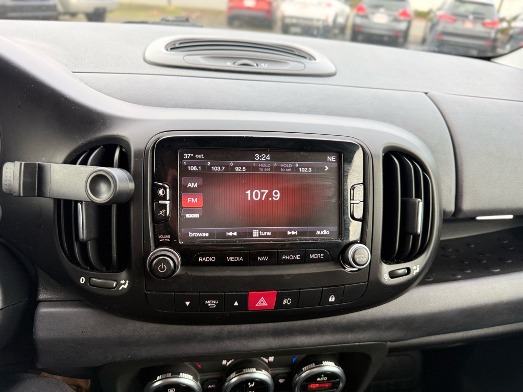 Photo 17 of this FIAT 500L