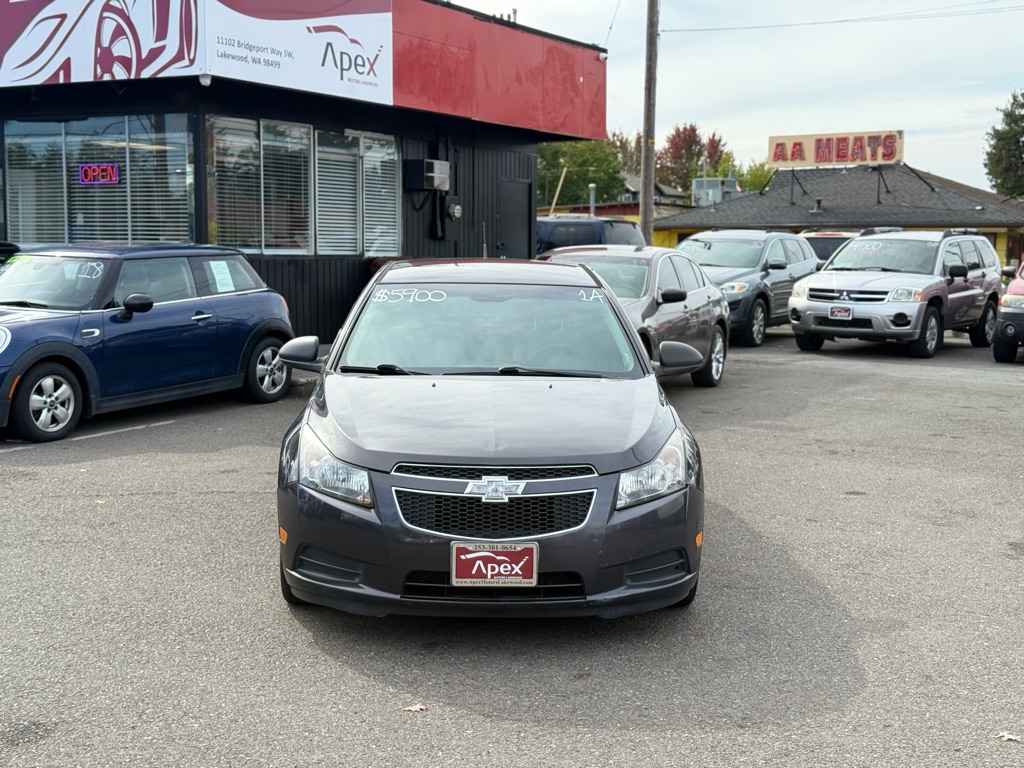 Photo 3 of this CHEVROLET CRUZE
