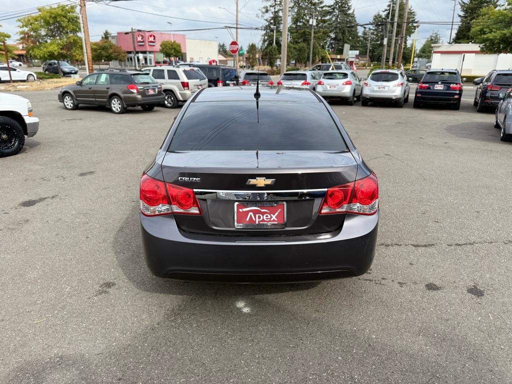 Photo 7 of this CHEVROLET CRUZE