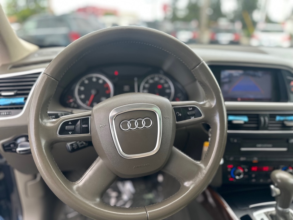 Photo 19 of this AUDI Q5