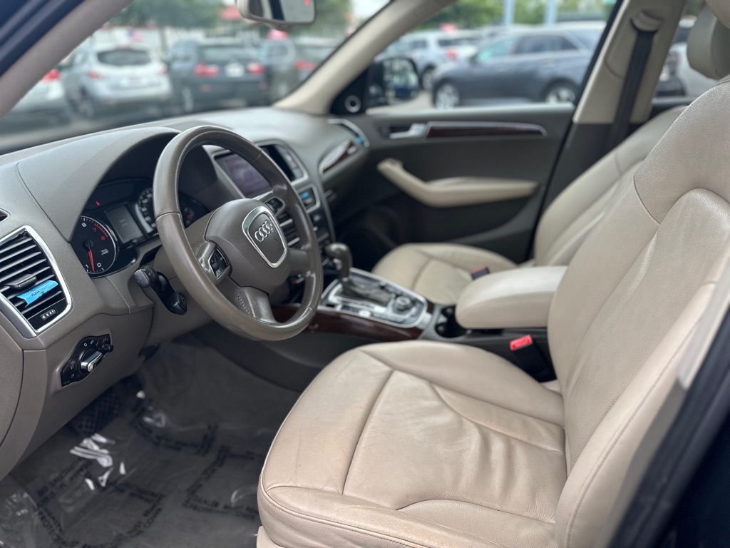 Photo 15 of this AUDI Q5