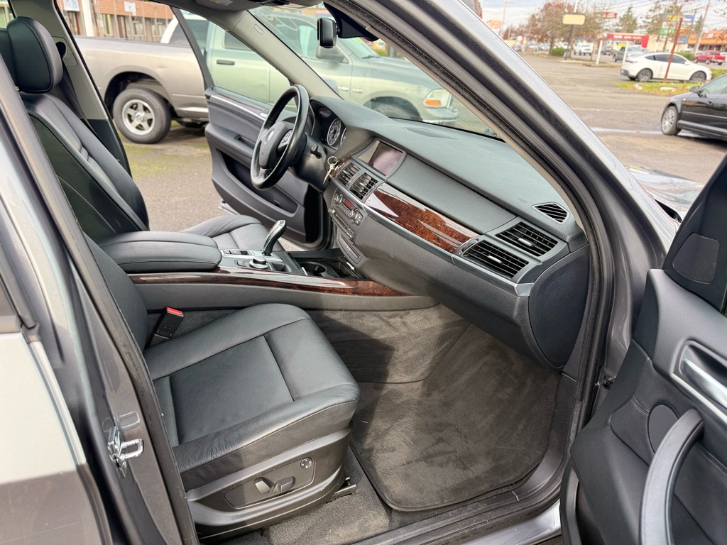 Photo 19 of this BMW X5