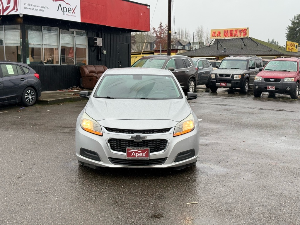 Photo 3 of this CHEVROLET MALIBU