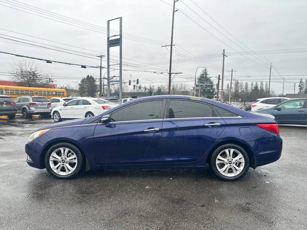 Photo 7 of this HYUNDAI SONATA