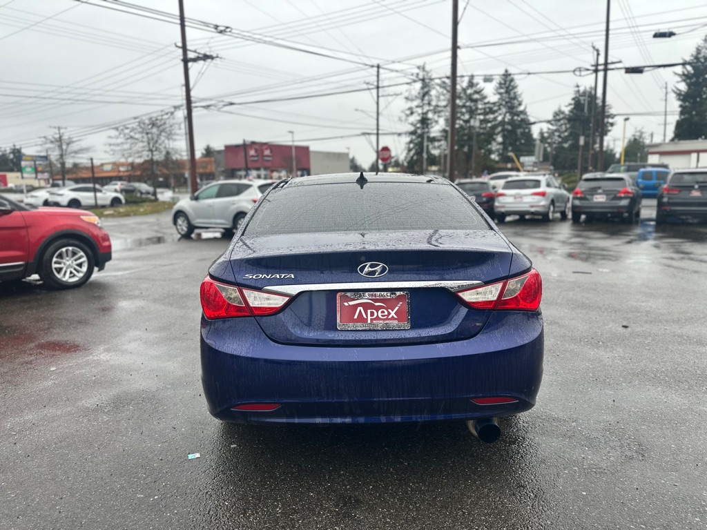 Photo 4 of this HYUNDAI SONATA