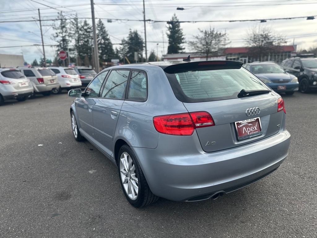 Photo 8 of this AUDI A3