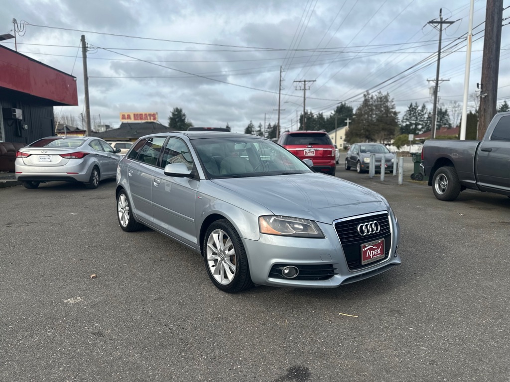 Photo 3 of this AUDI A3