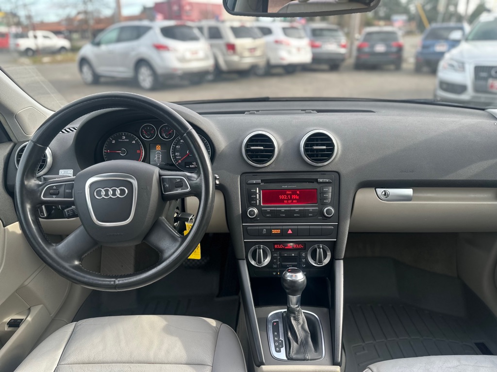 Photo 21 of this AUDI A3