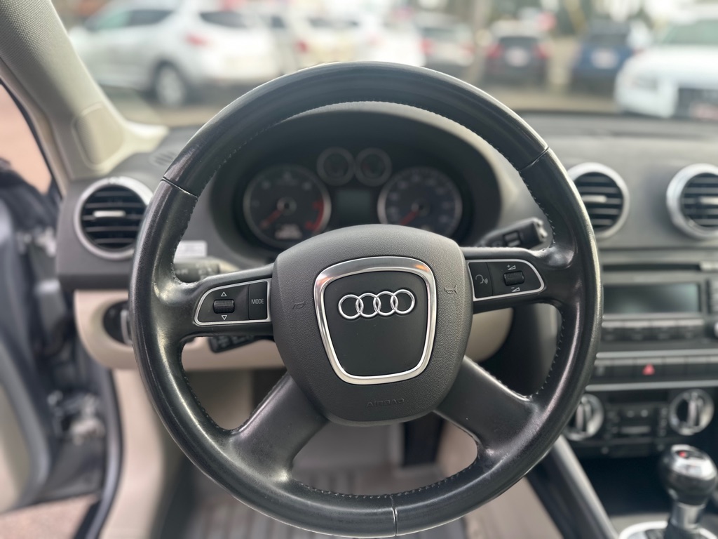 Photo 14 of this AUDI A3