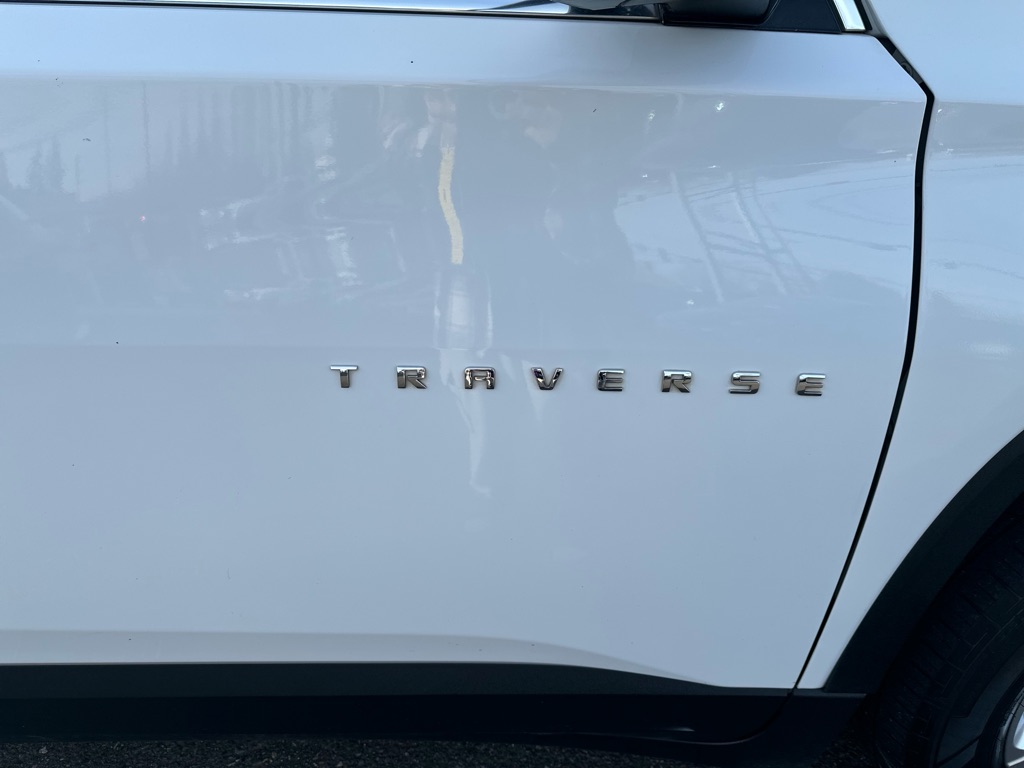 Photo 28 of this CHEVROLET TRAVERSE