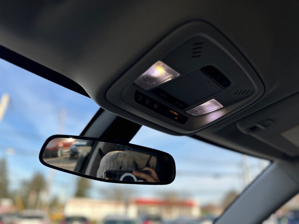 Photo 15 of this CHEVROLET TRAVERSE