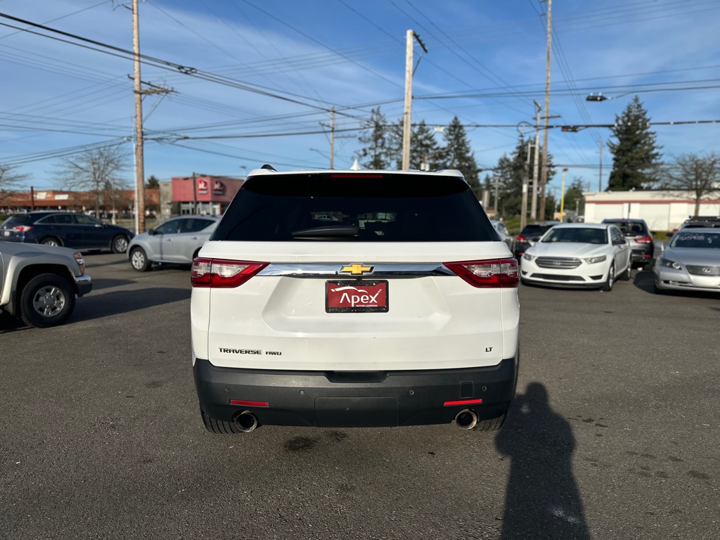 Photo 6 of this CHEVROLET TRAVERSE