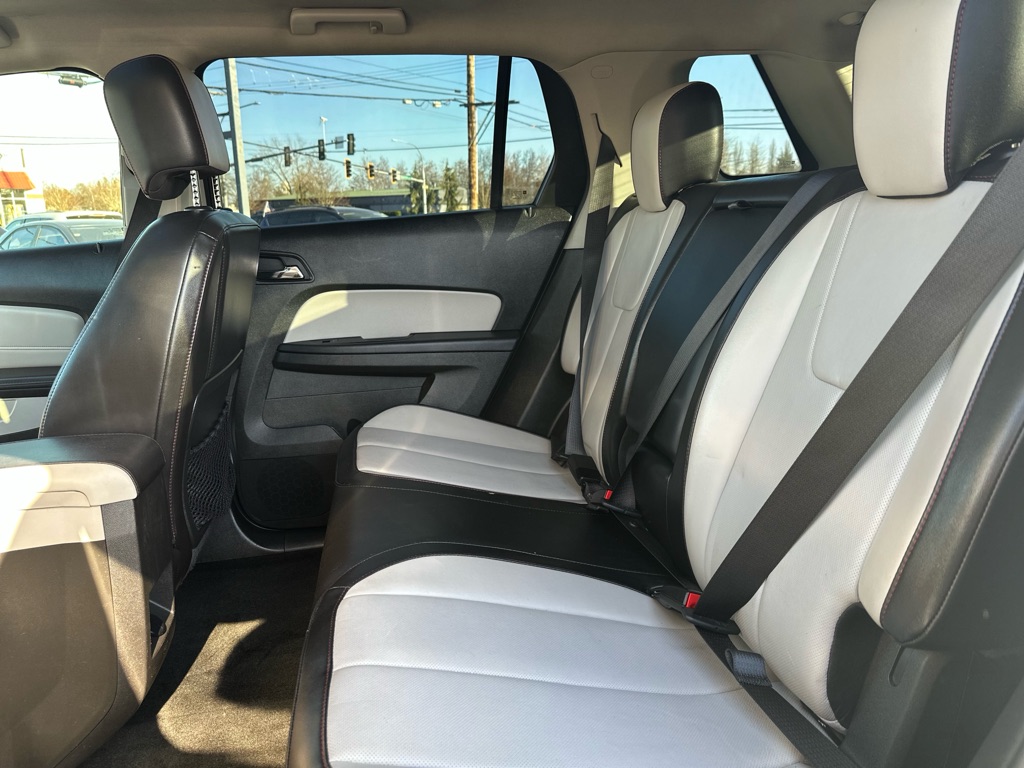 Photo 19 of this GMC TERRAIN