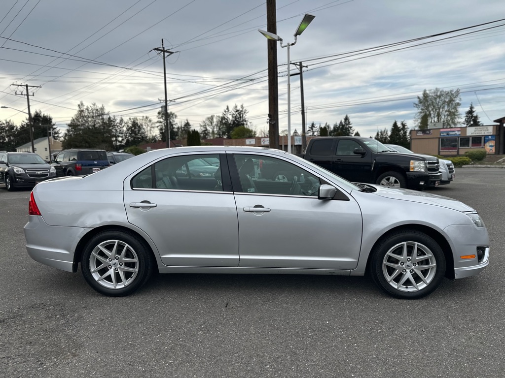 Photo 4 of this FORD FUSION