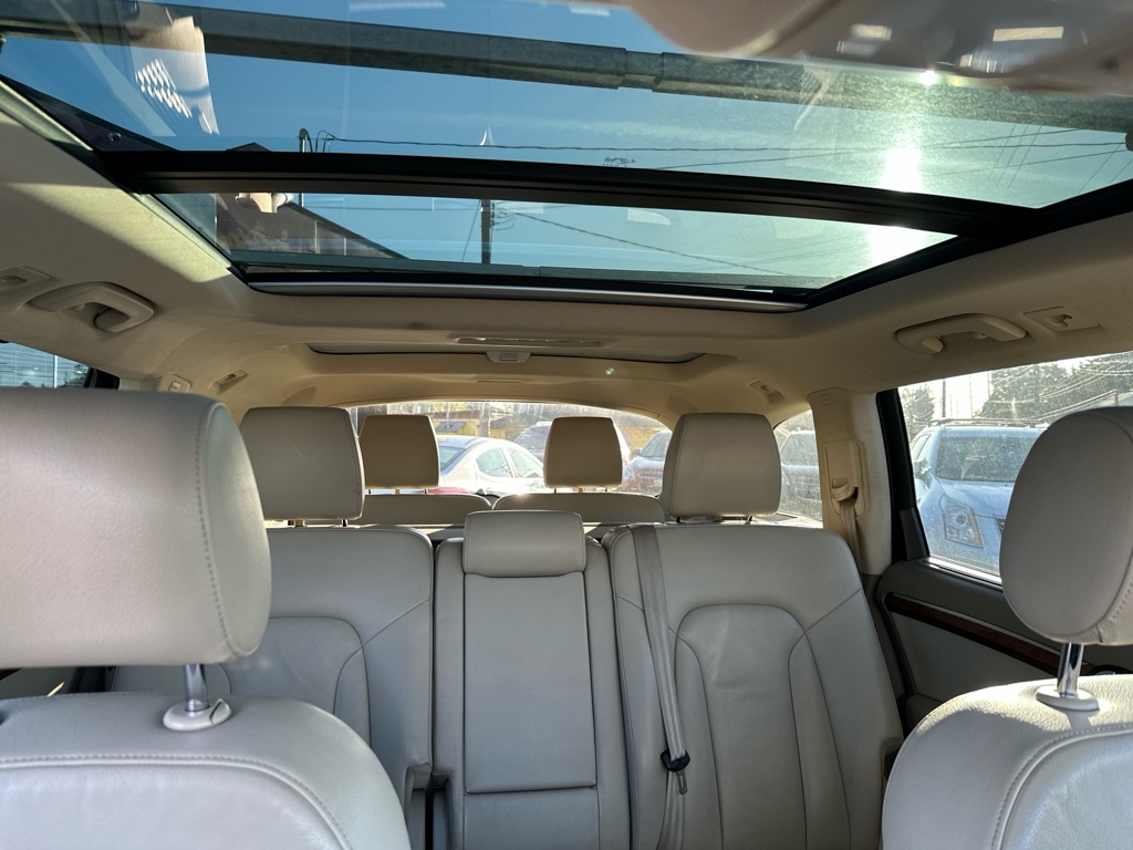 Photo 26 of this AUDI Q7