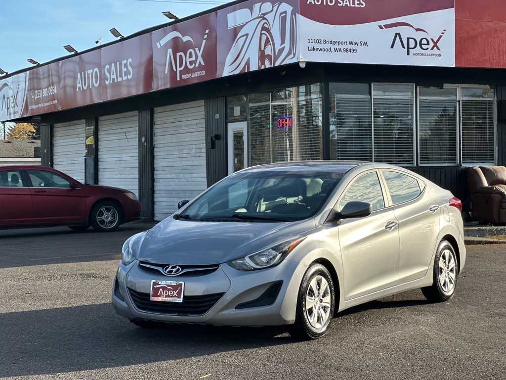 Photo 2 of this HYUNDAI ELANTRA