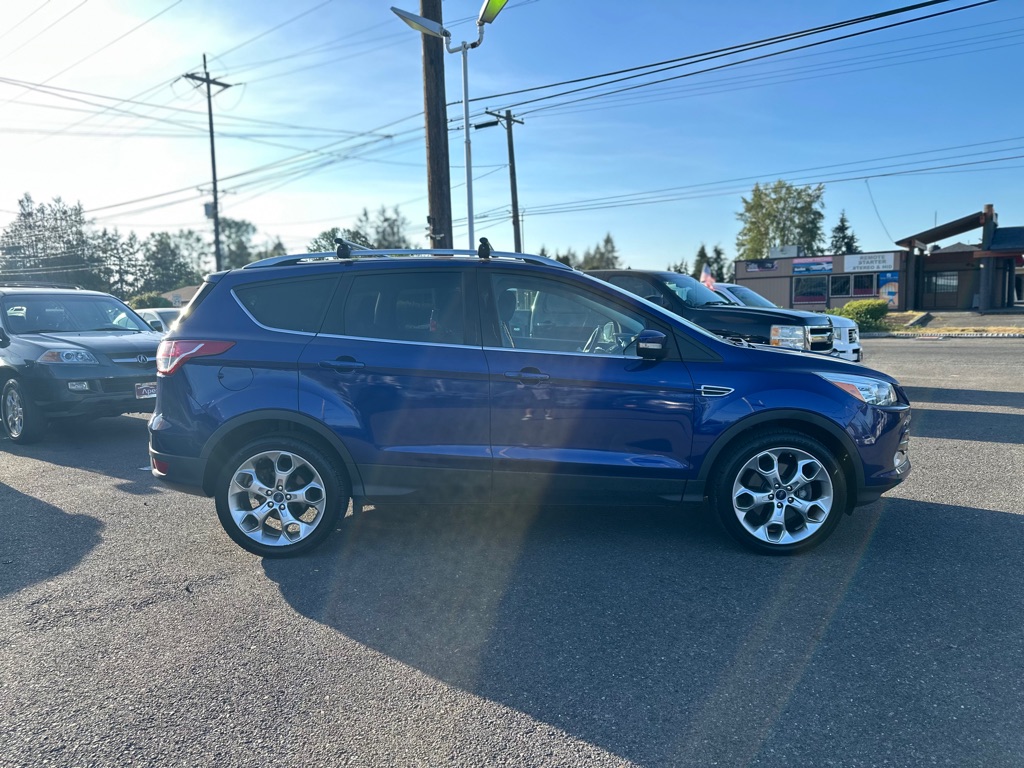 Photo 4 of this FORD ESCAPE