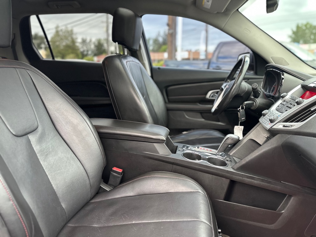 Photo 25 of this GMC TERRAIN