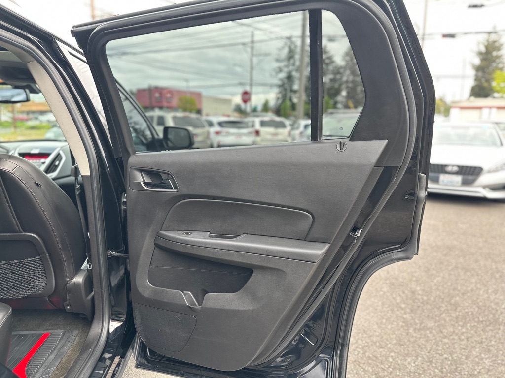 Photo 22 of this GMC TERRAIN